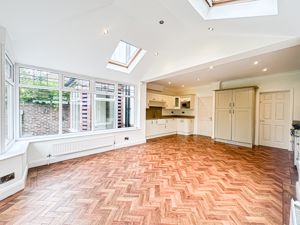 Photo 8- click for photo gallery